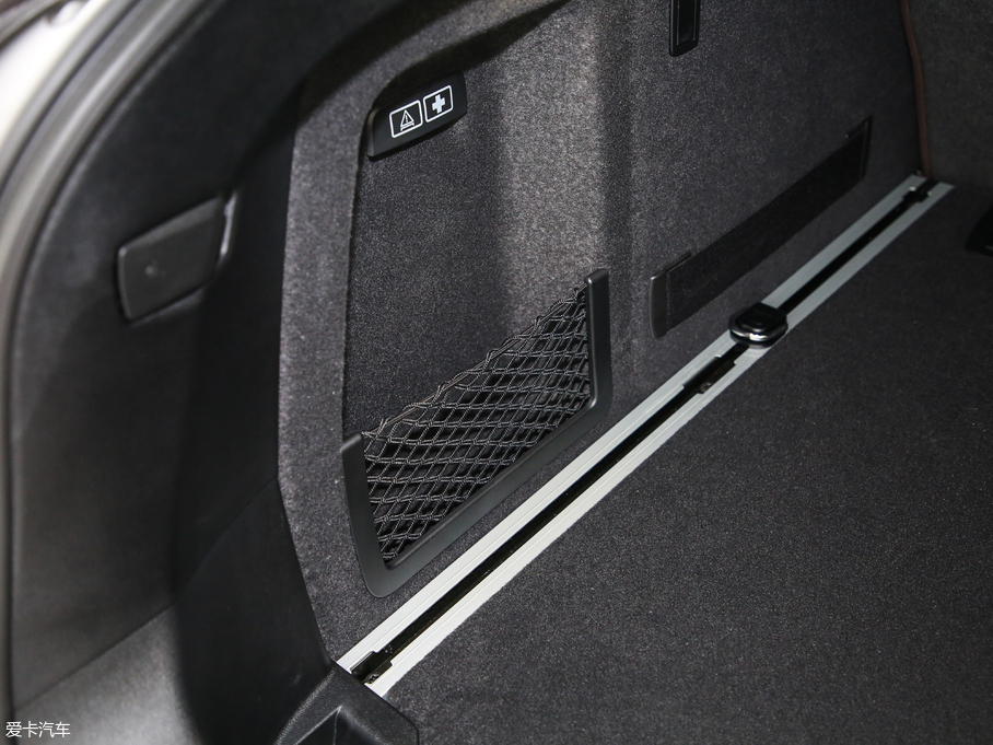 2019RX4 xDrive 25i MԽҰb