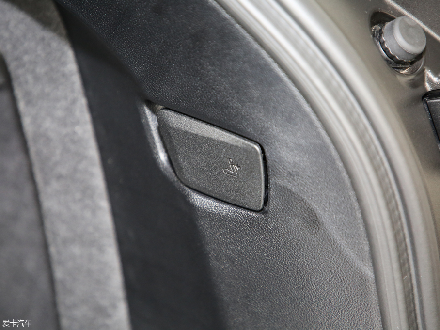 2019RX4 xDrive 25i MԽҰb