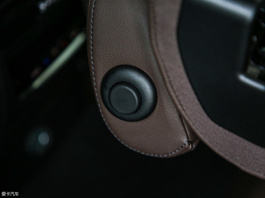 2019RX4 xDrive 25i MԽҰb