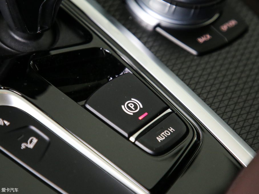 2019RX4 xDrive 25i MԽҰb