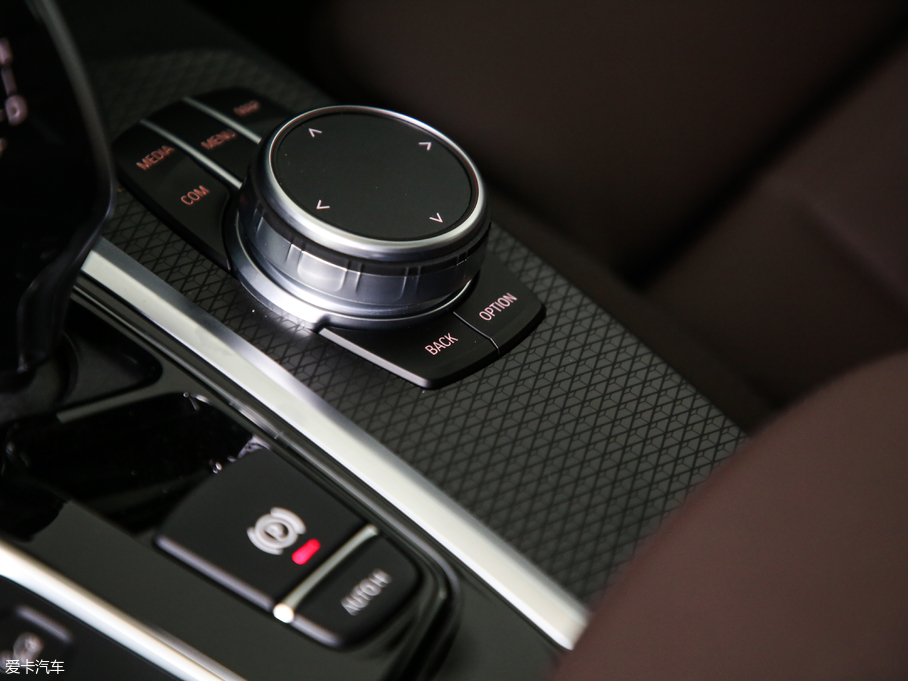 2019RX4 xDrive 25i MԽҰb