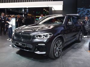 2019xDrive 30i w^