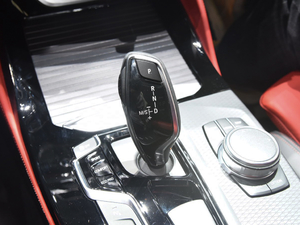 2019xDrive 30i п؅^