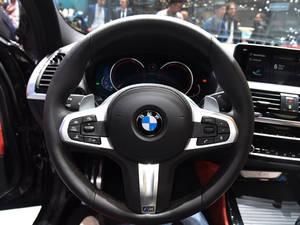 2019xDrive 30i п؅^(q)