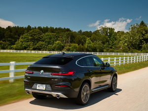 2019款xDrive 30i 整体外观