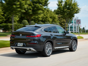 2019款xDrive 30i 整体外观