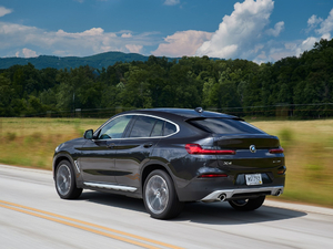 2019款xDrive 30i 整体外观
