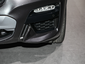 2019xDrive 25i MԽҰb ^