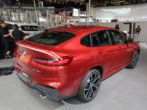 2019xDrive 30i M\b w^