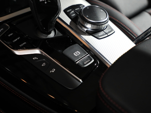 2019xDrive 30i M\(yn)(dng)b п؅^(q)