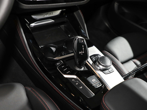 2019xDrive 30i M\(yn)(dng)b п؅^(q)