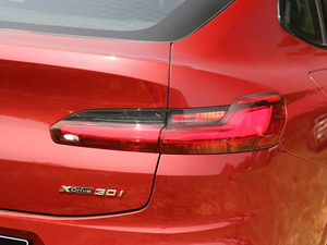 2019xDrive 30i M\b ^