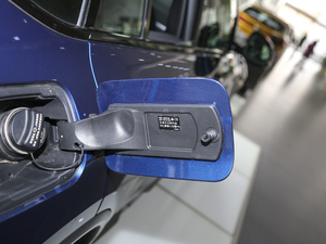 2019xDrive 25i M\b ^