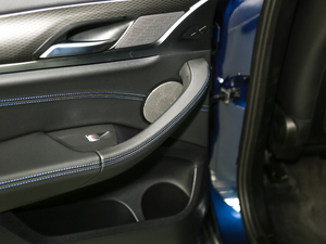 2019xDrive 25i M\b g