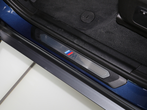 2019xDrive 25i M\b g