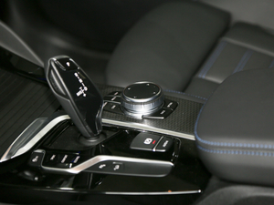 2019xDrive 25i M\b п؅^