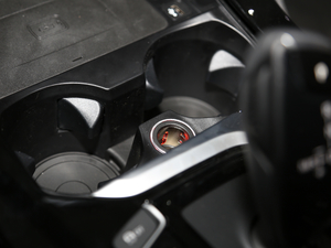 2019xDrive 25i M\b п؅^(q)