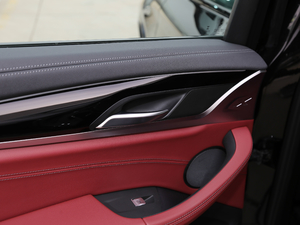 2019xDrive 25i M\b g