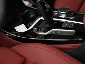 2019xDrive 25i M\b п؅^