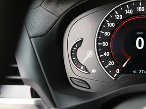 2019xDrive 25i M\b п؅^