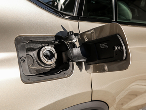 2019xDrive 25i MԽҰb ^