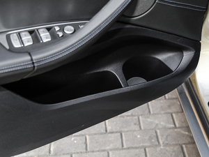 2019xDrive 25i MԽҰb ǰTg