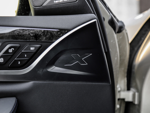 2019xDrive 25i MԽҰb g