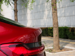 2019xDrive 30i M\b ^