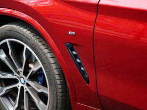 2019xDrive 30i M\b ^