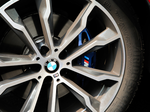 2019xDrive 30i M\b ^