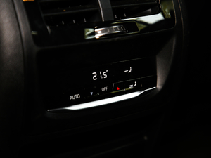 2019xDrive 30i M\(yn)(dng)b g