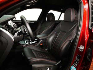 2019xDrive 30i M\b {