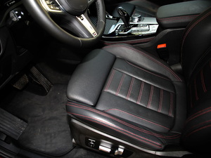 2019xDrive 30i M\b g