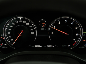 2019xDrive 30i M\b п؅^