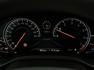 2019xDrive 30i M\b п؅^