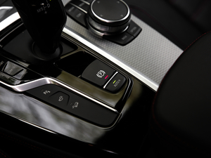 2019xDrive 30i M\b v܇Ƅ