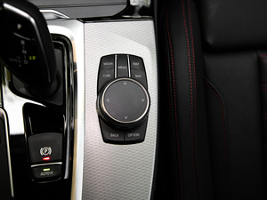 2019xDrive 30i M\(yn)(dng)b п؅^(q)