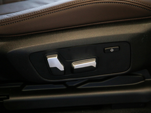 2019xDrive 25i M\(yn)(dng)b g