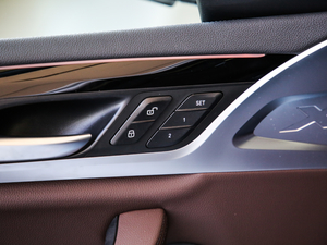 2019xDrive 25i M\(yn)(dng)b g