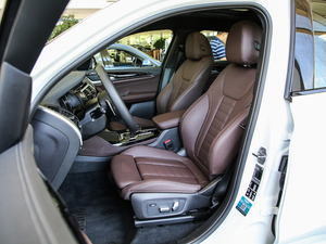 2019xDrive 25i M\b {