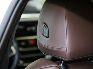 2019xDrive 25i M\b g