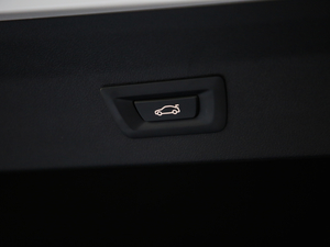 2019xDrive 25i M\b g