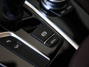 2019xDrive 25i M\b v܇Ƅ