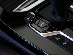 2019xDrive 25i M\b п؅^