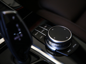 2019xDrive 25i M\b п؅^