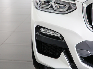 2019xDrive 25i MԽҰb ^