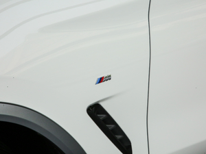 2019xDrive 25i MԽҰb ^