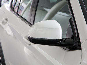 2019xDrive 25i MԽҰb ^