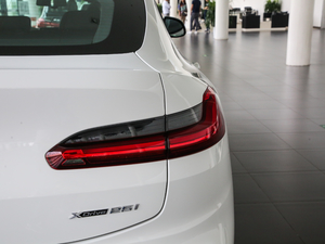2019xDrive 25i MԽҰb β