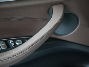 2019xDrive 25i MԽҰb g